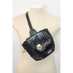 Vintage MORGAN TAYLOR Black Crossbody Sling LEATHER Bag Purse